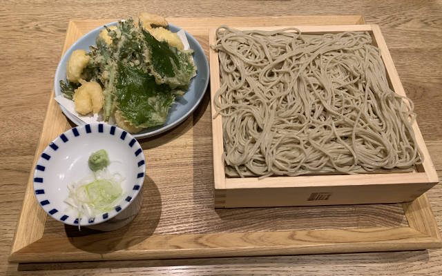 New Year's Eve soba noodle with kakiage